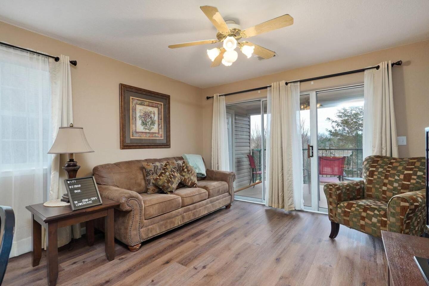 בראנסון Retreat @ The Hills W/ Pets And Game Room מראה חיצוני תמונה