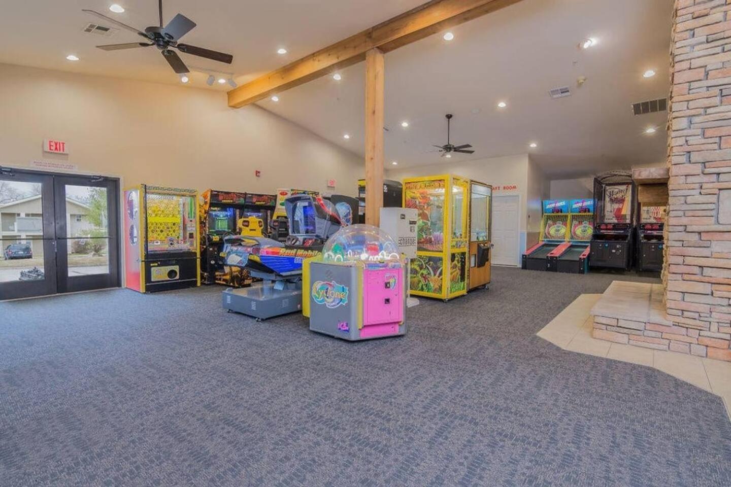 בראנסון Retreat @ The Hills W/ Pets And Game Room מראה חיצוני תמונה